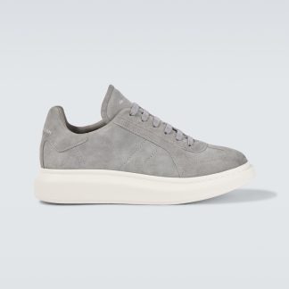 Designer kaufen Alexander McQueen Übergroße Retro Wildleder Plateau Turnschuhe grau