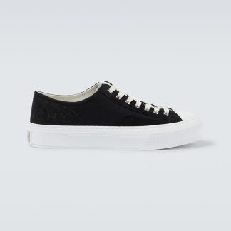 Hochwertiger Designer Givenchy City Sneakers aus Wildleder und Canvas schwarz