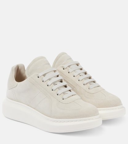 falscher Luxus Alexander McQueen Neutrale Turnschuhe aus Leder in Übergröße